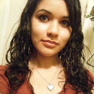 Meet your Posher, Beatriz